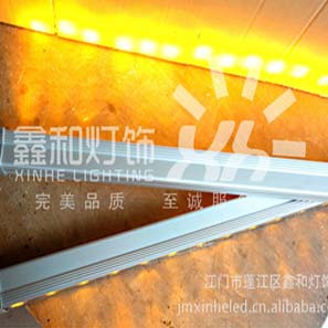 洗墙灯厂家    高亮度户外防水大功率LED洗墙灯 48珠RGB